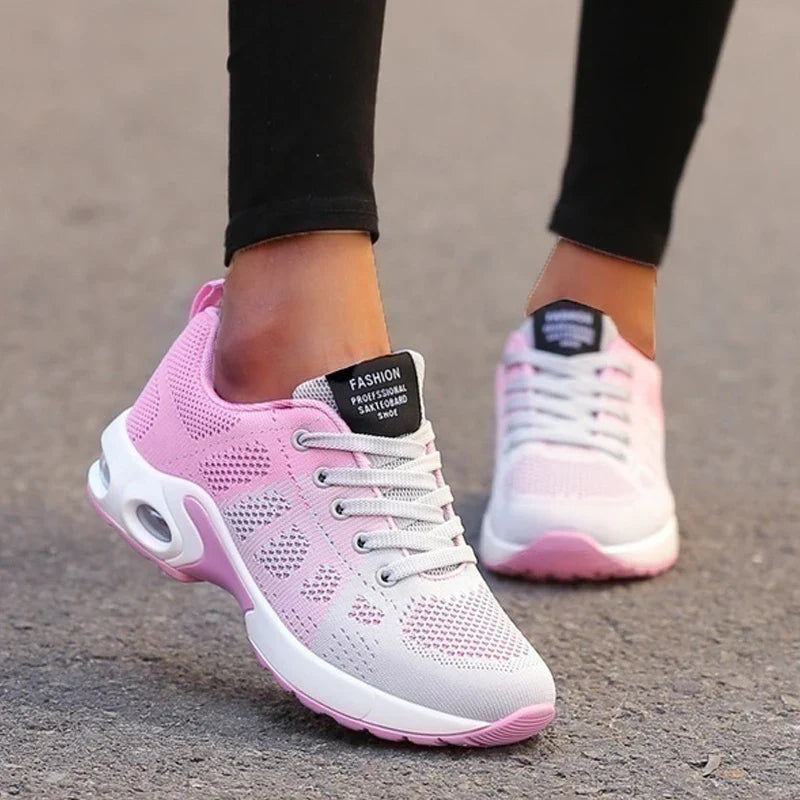 Damskie lekkie buty sportowe z siateczkową cholewką – idealne na co dzień i do aktywności