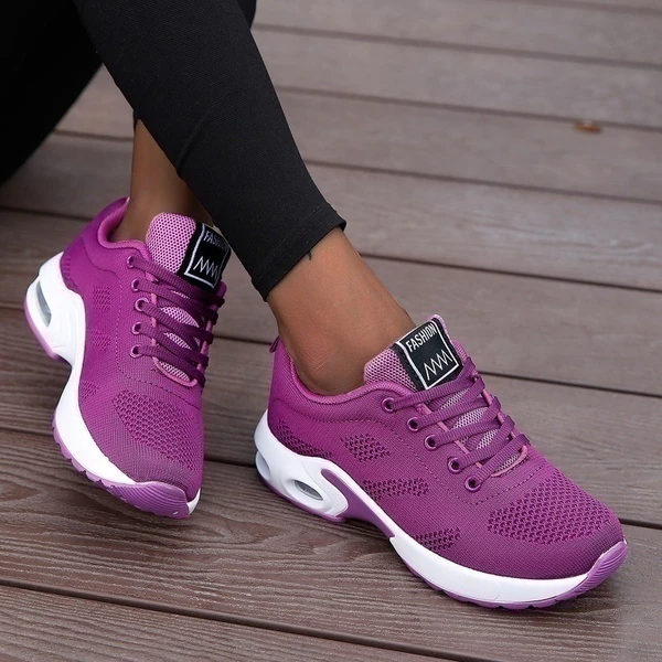 Damskie sportowe sneakersy z elastyczną podeszwą i oddychającym materiałem – komfort na każdy dzień