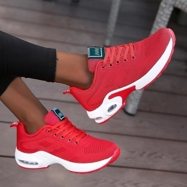 Damskie sportowe sneakersy z elastyczną podeszwą i oddychającym materiałem – komfort na każdy dzień