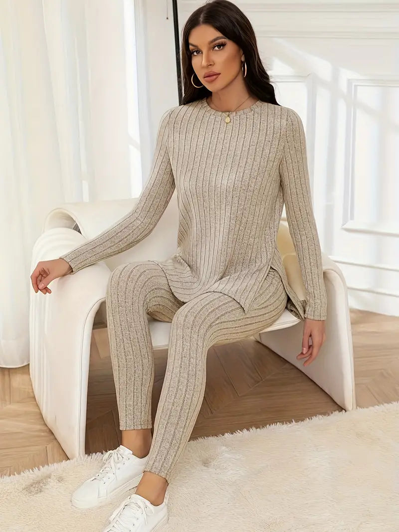Dominika - Komplet damski 2-częściowy prążkowany - Wygodny i stylowy design