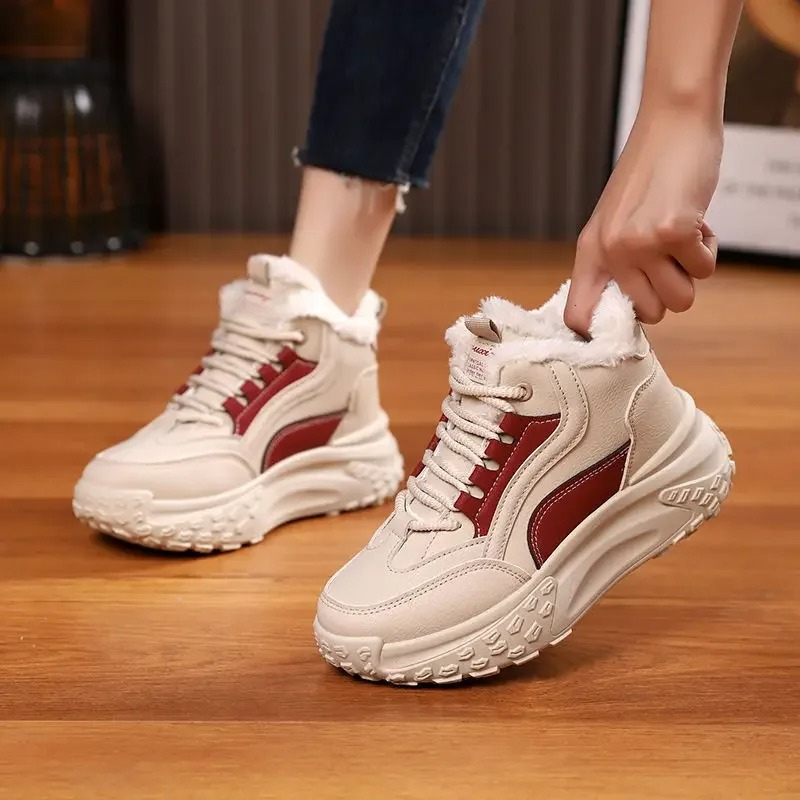 Ewa - Miękkie Buty Zimowe z Zaokrąglonym Noskiem Damskie