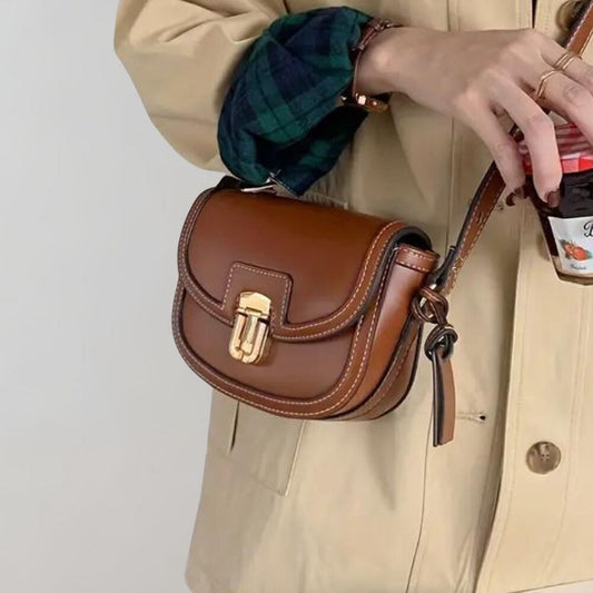 Sienna – Elegancka Torebka Crossbody z Klapką