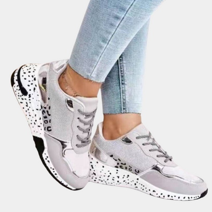 Klara | Błyszczące sneakersy damskie