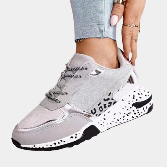 Sneakersy dla kobiet jesień błyszczące wygodne skórzane detale nowoczesny fason