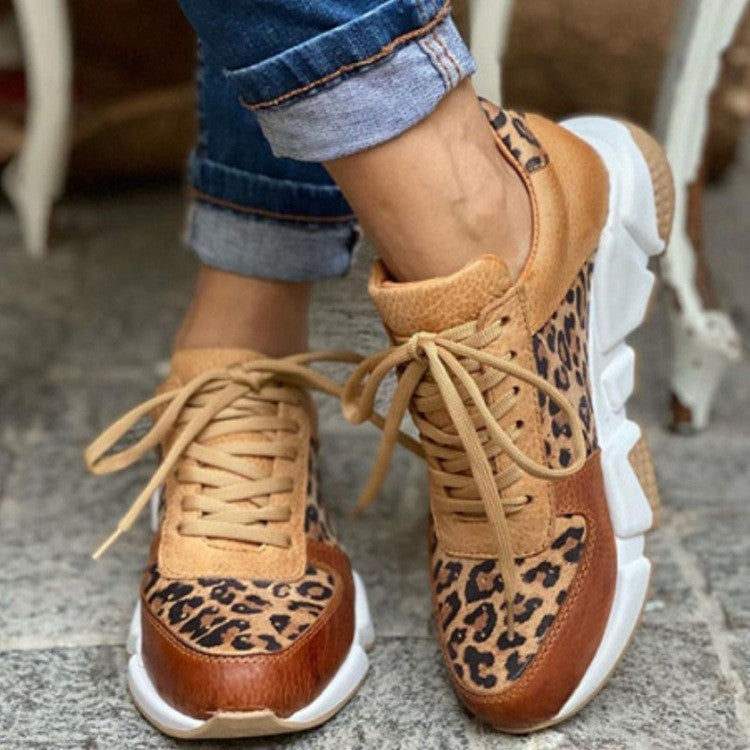 Basia - Sneakersy Sznurowane z Lampartowym Wzorem