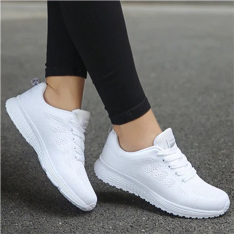 Sneakersy dla kobiet jesień elastyczne lekkie siateczkowe tkaniny nowoczesny krój