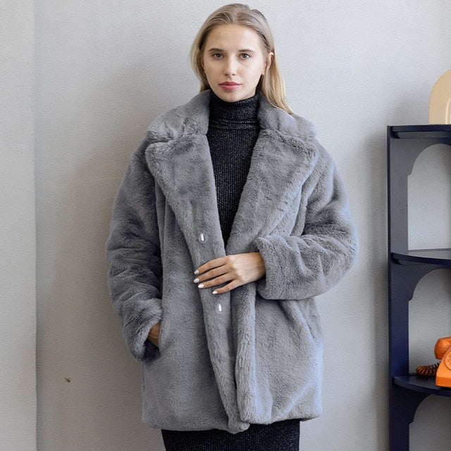 Milena Faux Fur Płaszcz na Wiosnę – Idealny na Chłodniejsze Dni