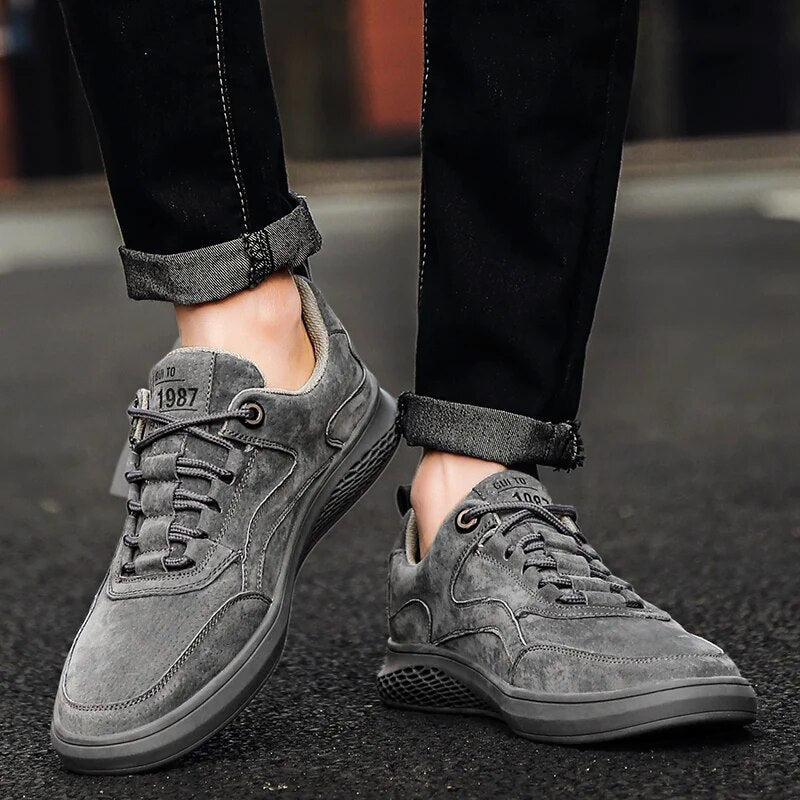Adam - Klasyczne Zamszowe Sneakersy