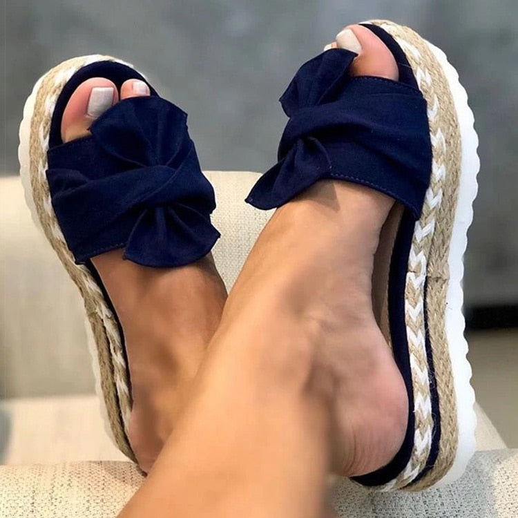 Lena – Damskie Sandały z Kokardą