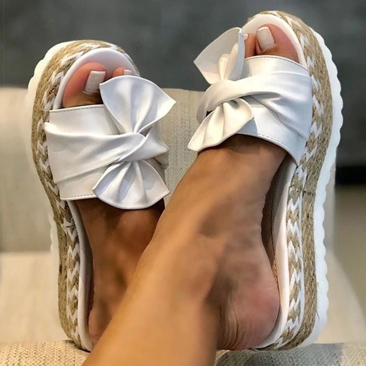 Lena – Damskie Sandały z Kokardą
