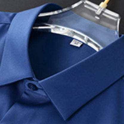Męska koszula slim fit niewymagająca prasowania, elegancka i uniwersalna na każdą okazję