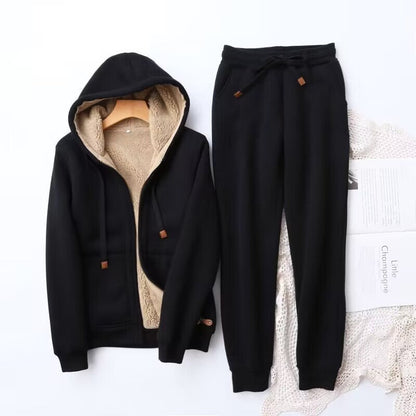 Aspen | Zimowy zestaw z hoodie i joggerami damski