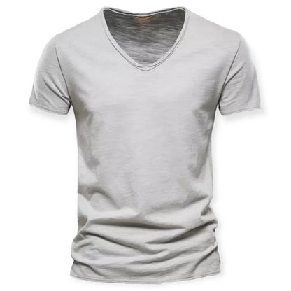 Patryk | T-shirt męski jesień  lekki przewiewny materiał z głębokim dekoltem V i nowoczesnym krojem