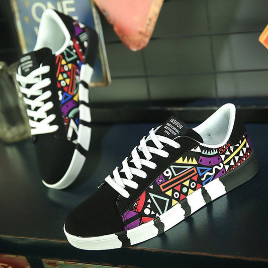 Męskie sneakersy z kolorowym wzorem – styl i komfort na co dzień