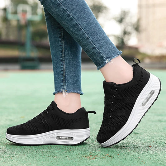 Karolina - Ergonomiczne Sneakersy z Dopasowanym Designem